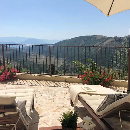 Il Terrazzo Apartament *