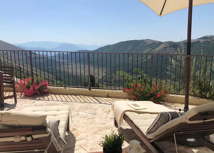 Il Terrazzo Apartment *